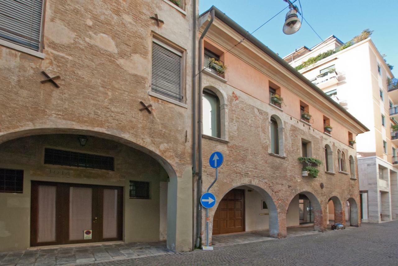 Mini Suite Deluxe Isola Di Mezzo Treviso Eksteriør bilde